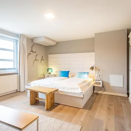 Badehaus *